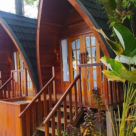 فيلا Welirang Forest Pacet Mojokerto المظهر الخارجي الصورة